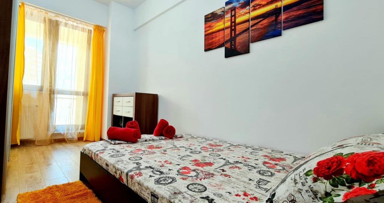 Red Accommodation Near Palas Mall Ясси Екстер'єр фото
